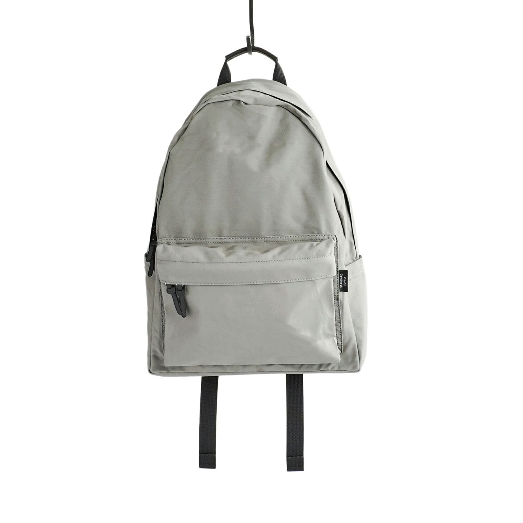 【美品】SIMPLICITY NEW TINY DAYPACK シルバー SIMPLICITY NEW TINY DAYPACK ニュータイニーデイパック | evergreen