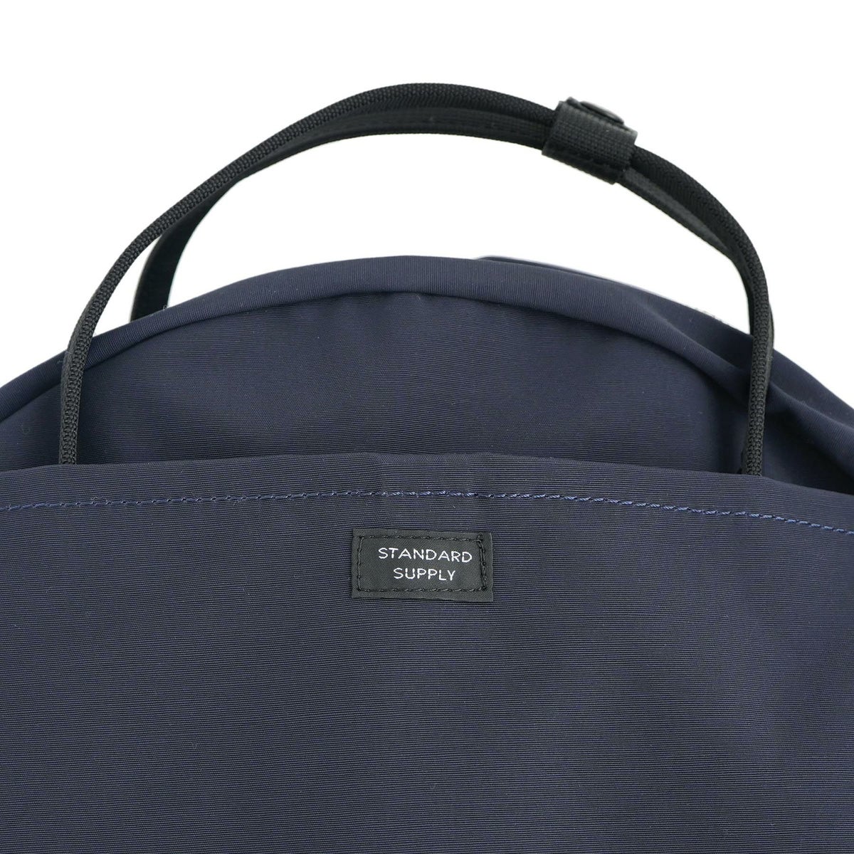 綿60%、ナイロン40%の生地を使用。</br>軽さと耐久性を兼ね備えた、発色の良い素材です。