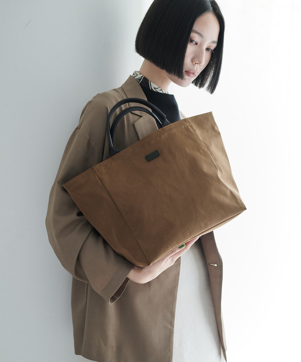 現在こちらのカラー（SEPIA）の展開はございません。モデル身長：173cm