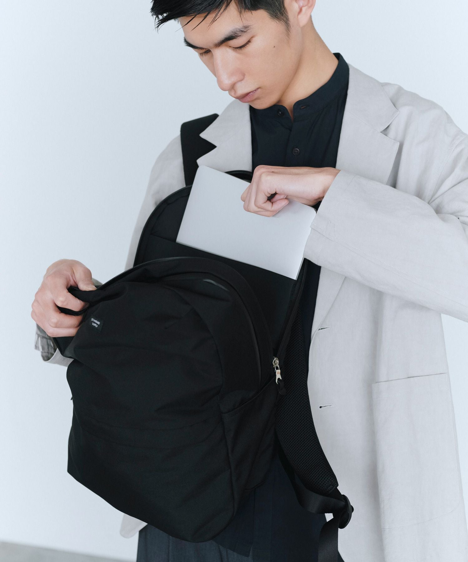 EFFECT 2R BACKPACK 2ルームバックパック | evergreen works online store
