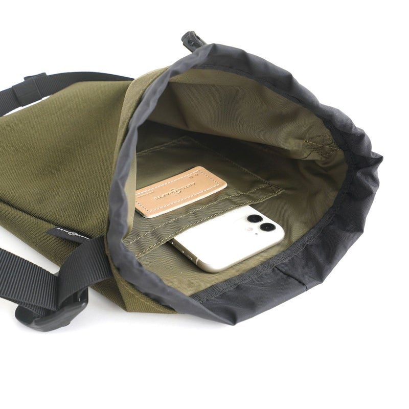 DURABLE NYLON CHALK SHOULDER L チョークショルダーL | evergreen 
