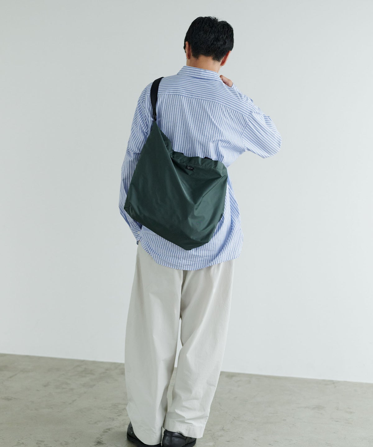 モデル身長 : 180cm