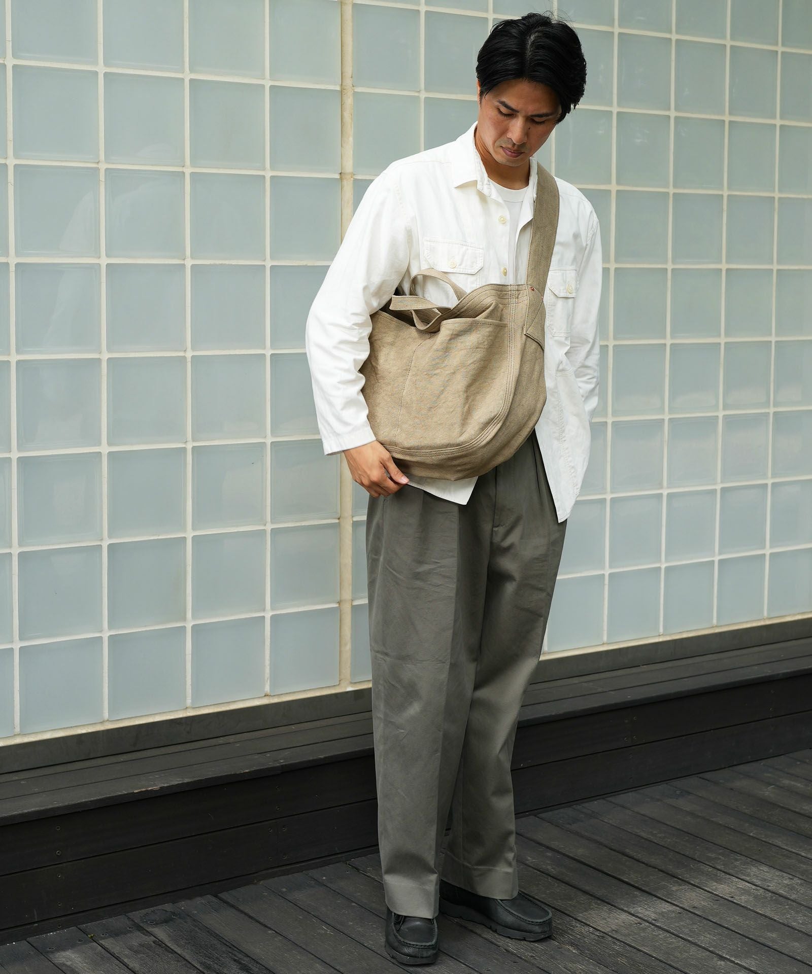 LINEN CANVAS NEWSPAPER BAG ニュースペーパーバッグ | evergreen