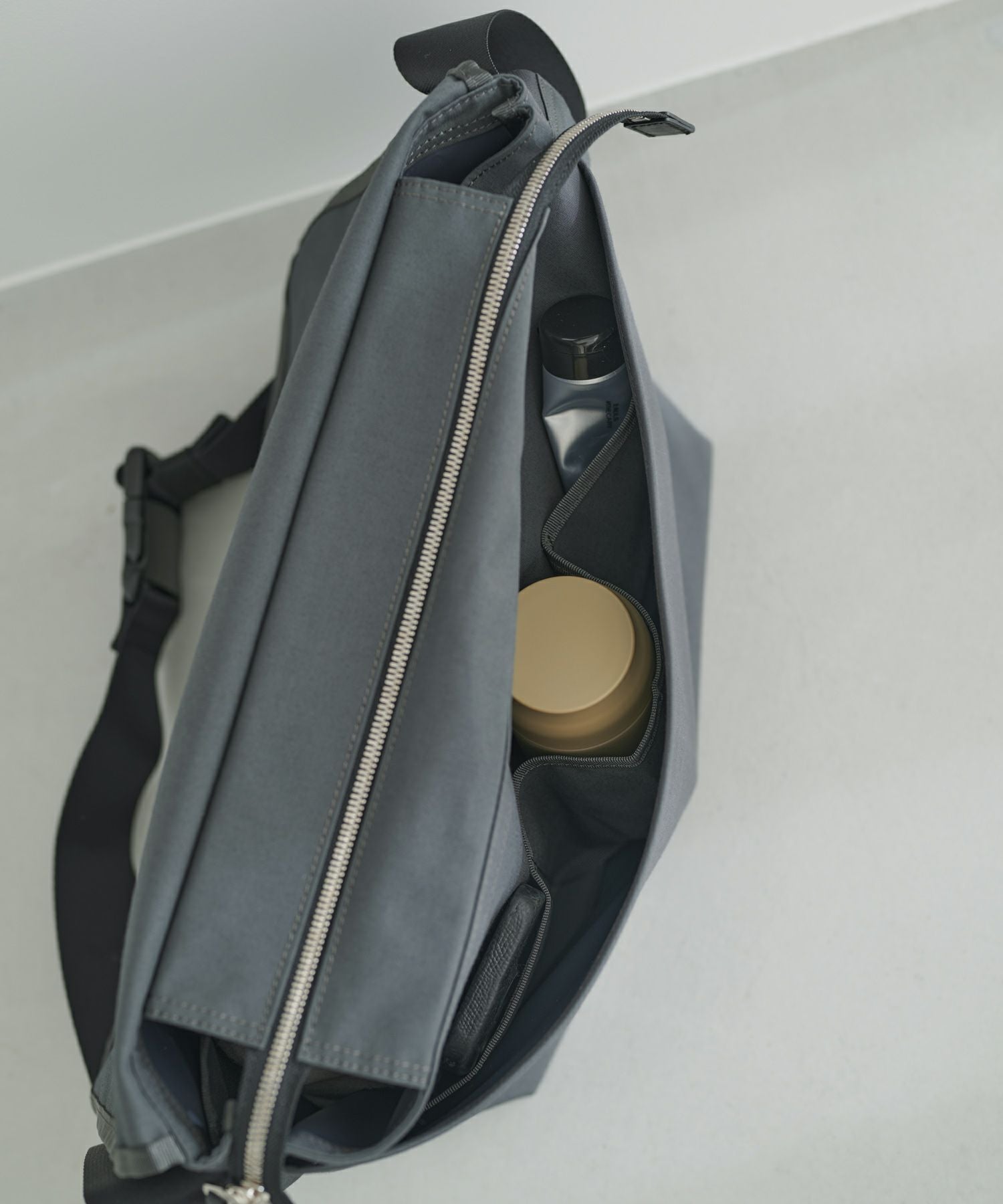 SIMPLICITY FLAP MESSENGER フラップメッセンジャー | evergreen works