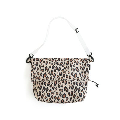 LEOPARD×WHITE