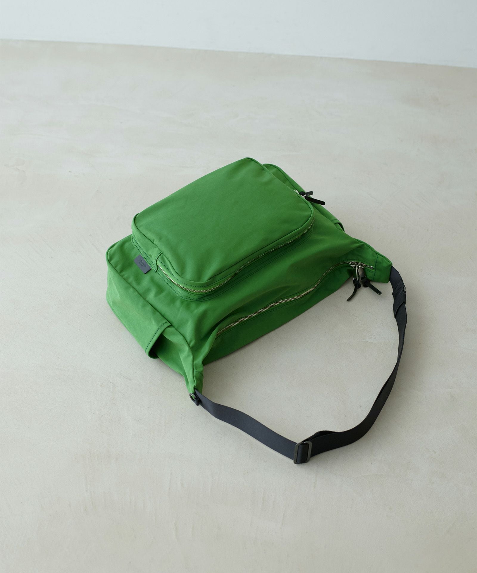 MIL CLOTH OVAL POCKET SHOULDER オーバルポケットショルダー