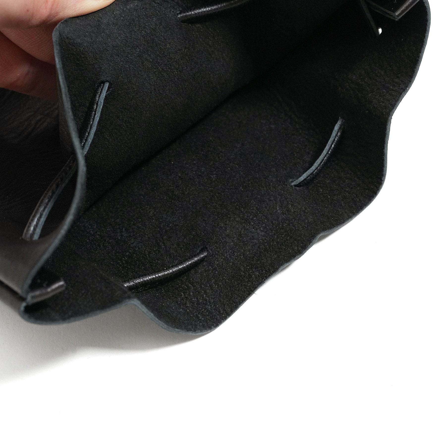 HORSE LEATHER DROP SHAPE POUCH S ドロップシェイプポーチS