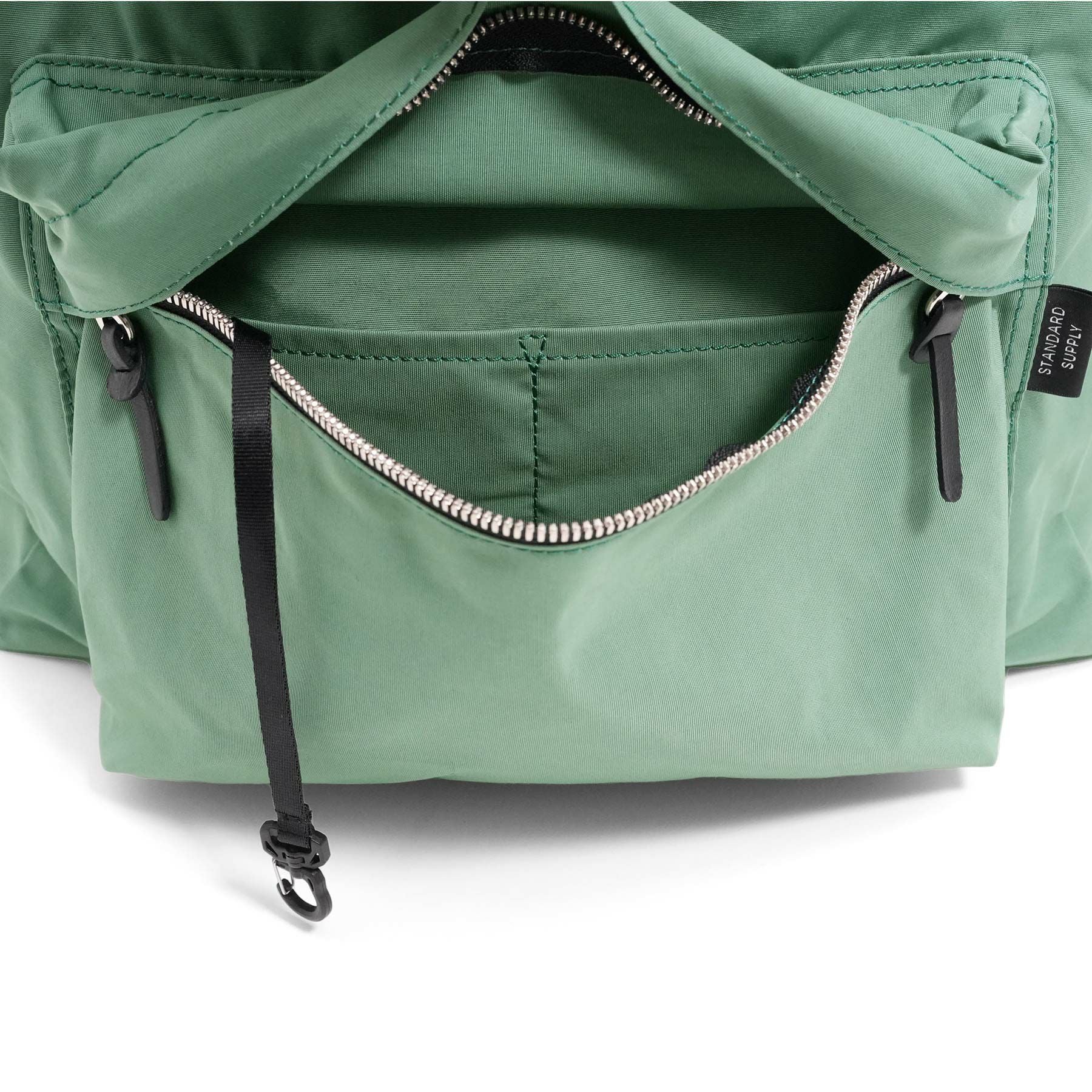 SIMPLICITY LIMITED COLOR COMMUTE DAYPACK コミュートデイパック
