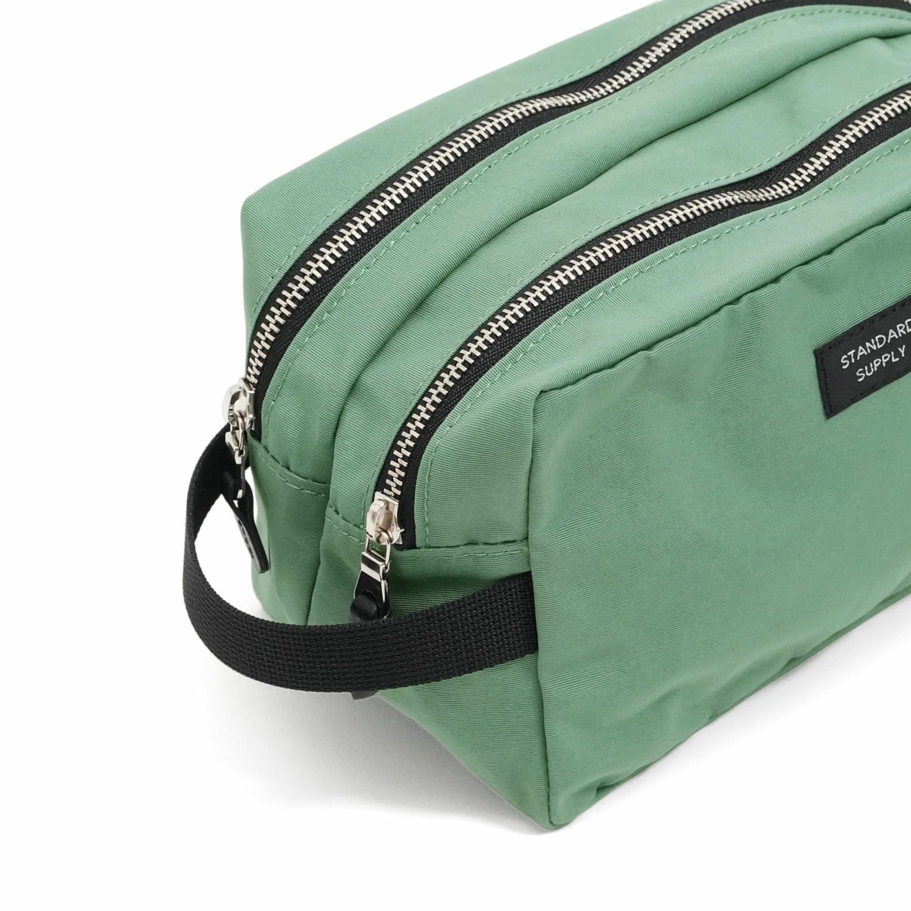 SIMPLICITY LIMITED COLOR 2R SQUARE POUCH M 2ルームスクエアポーチM