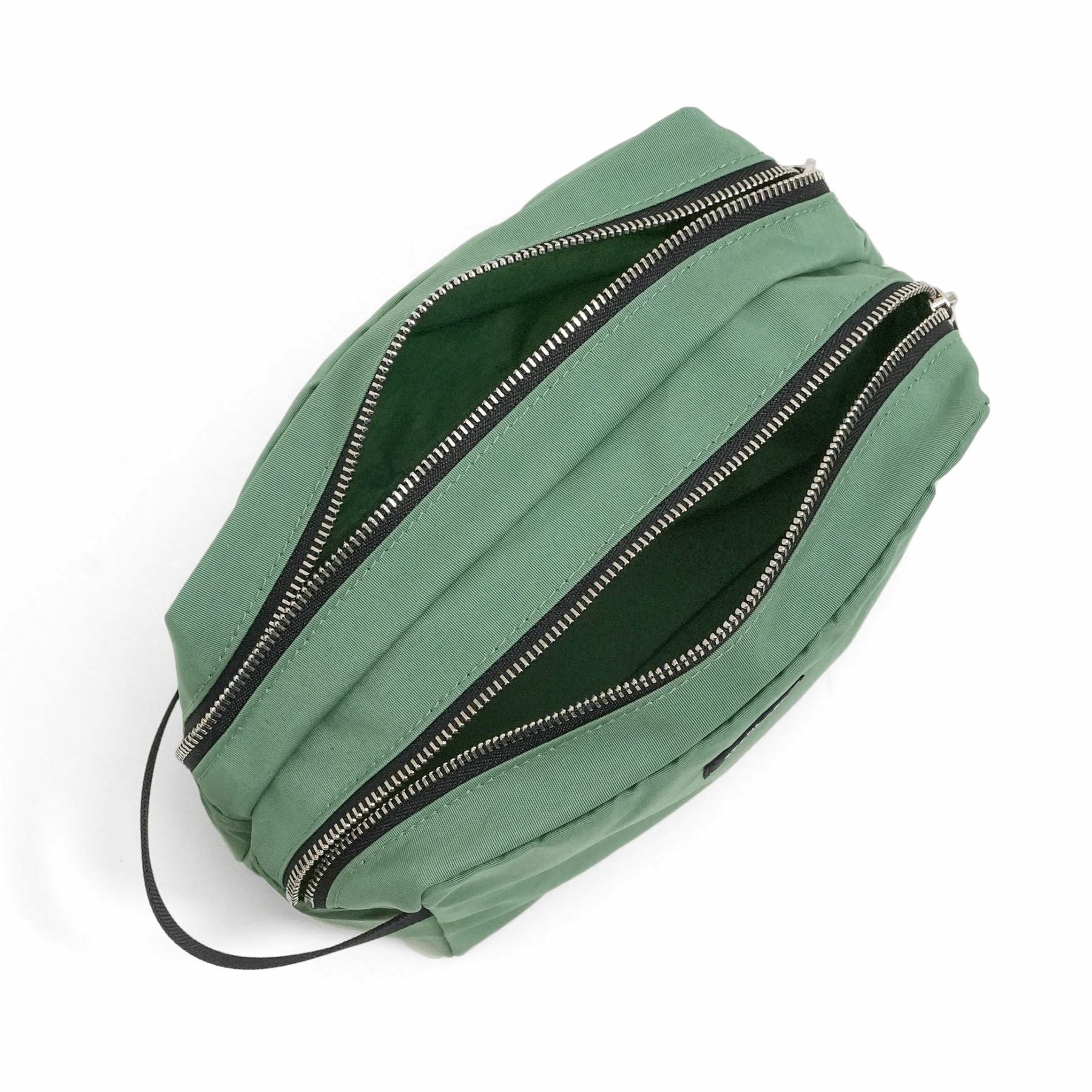 SIMPLICITY LIMITED COLOR 2R SQUARE POUCH M 2ルームスクエアポーチM